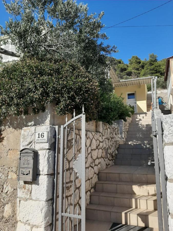 Matea Apartamento Hvar Town